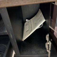 テレビ、テレビ台の画像