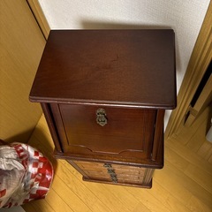 アンティーク家具 キャビネット、電話台の画像