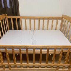 ベビーベッド　　できるだけ組み立てた状態で引き取って頂きたい。の画像