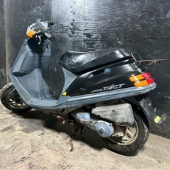 ★支払総額3.3万円★定休日なし！いつでも現車確認可能です！ ホンダ タクト 黒 AF24 人気のタクト！ ２ストのためオイル注ぎ足すだけ！ サイスタ付き！ カスタムベースに♪の画像