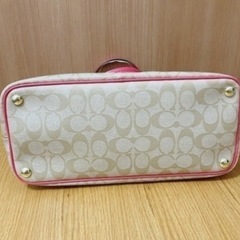 coachハンドバック
の画像