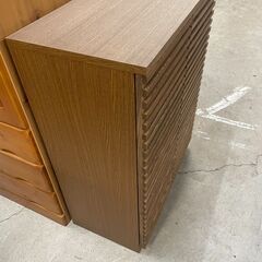 リサイクルショップどりーむ天保山店　No4974 下駄箱　玄関収納　意外とレアです🎵　早い者勝ち♪　横７４ｃｍ　奥行３８ｃｍ　高さ９５ｃｍの画像