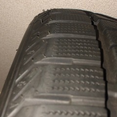 245/40R18スタッドレスタイヤの画像