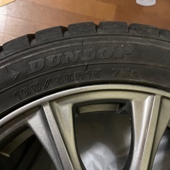 　Dunlopスタッドレスタイヤ165／55r15の画像