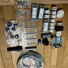 第二種電気工事士技能試験　練習用キット一式（ケーブルは使い残りです)の画像
