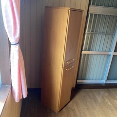 扉付き収納棚（茶色）木製
の画像