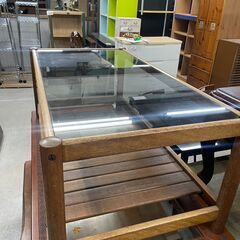 リサイクルショップどりーむ天保山店　No3448 ガラステーブル　センターテーブル　ガラス天板がオシャレ♪　の画像