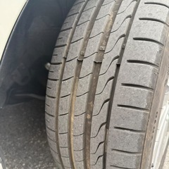 215/45R18の画像