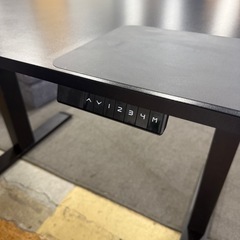 電動昇降デスク ブラックの画像