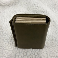 【ほぼ新品】エムピウ　ミッレフォッリエ Ⅱ P30 grigioグリージョの画像