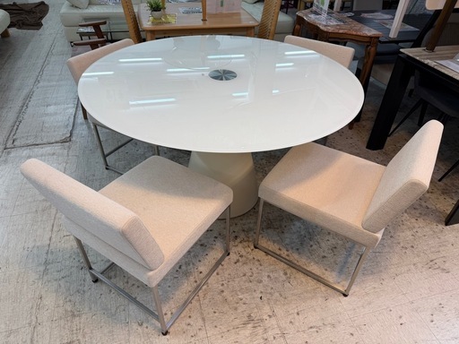 ボーコンセプト　買取　家具　販売　愛品館