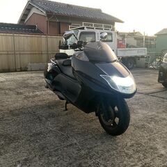 ヤマハ マグザム MAXAM SG17J ブラック 車体の画像