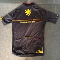XLサイズ Lion de KAPELMUUR ジャージ、ビブのセット
の画像