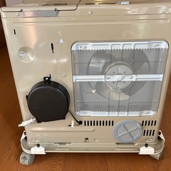 【家電】ファンヒーター　キャスター付きの画像