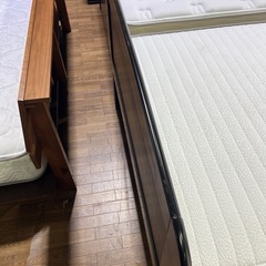 セミダブルベッドの画像