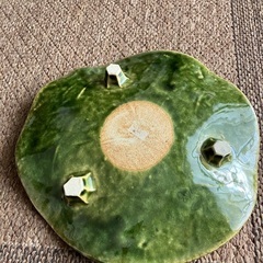 蓮の葉のお皿の画像