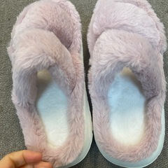ピンクベージュモコモコサンダル、フリーサイズ
の画像