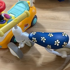 アンパンマン車　ミッフィー三輪車の画像