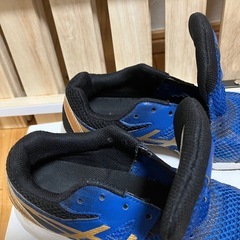 アシックススニーカー23cmの画像
