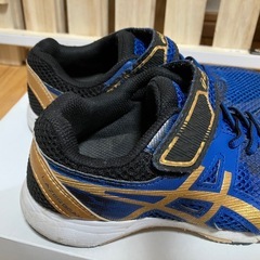 アシックススニーカー21cmの画像