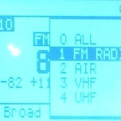 QuanSheng UV-5R Plus　広帯域受信機　２９９７ｃｈの画像