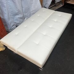 ソファーベッド　白の画像