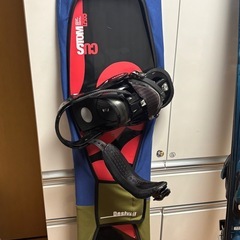 スノボー・スキー板の画像