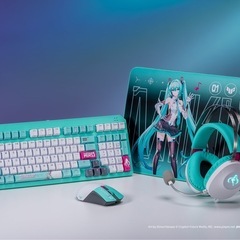 rog tuf 初音ミク ゲーミングPCの画像
