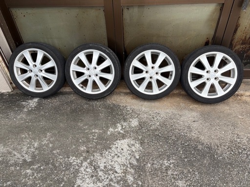 ダイハツ純正16インチ　アルミホイール