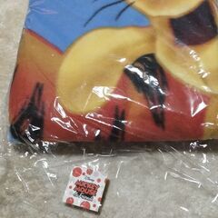 ティガー毛布　ミニオンひざ掛け２種類の画像