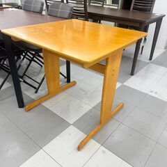 ★リユースのサカイ千葉中央店★  ダイニングテーブル＆椅子1脚SET ナチュラルウッド H71×D75×W75 クリーニング済み TC5494の画像