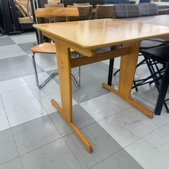 ★リユースのサカイ千葉中央店★  ダイニングテーブル＆椅子1脚SET ナチュラルウッド H71×D75×W75 クリーニング済み TC5494の画像