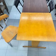 ★リユースのサカイ千葉中央店★  ダイニングテーブル＆椅子1脚SET ナチュラルウッド H71×D75×W75 クリーニング済み TC5494の画像