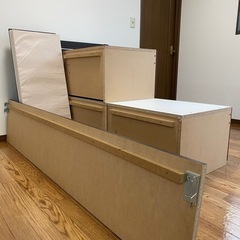 【無料】引き出し4杯大容量ベッドの画像