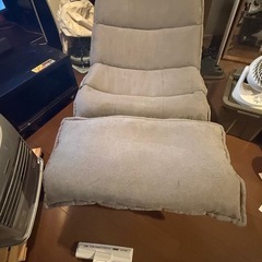 リクライニングソファーの画像