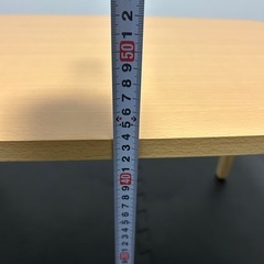 折りたたみ机の画像