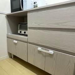 【11/28.29引渡し希望】カップボード　食器棚の画像