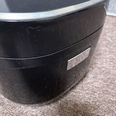 2021年製■シャープ 3合炊き 炊飯器 KS-F5E8-KK ブラック SHARP ジャー炊飯器 炊飯ジャー 一人暮らしの画像