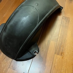 シグナス4型純正リアフェンダーの画像