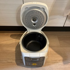 タイガー　炊飯器の画像