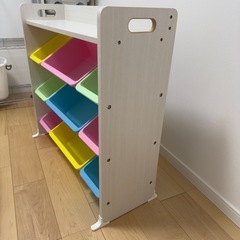 おもちゃ箱の画像