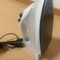 サーキュレーターとアイロンの画像
