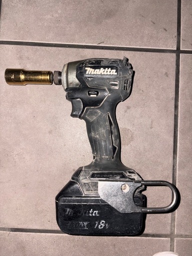 マキタ 
インパクト