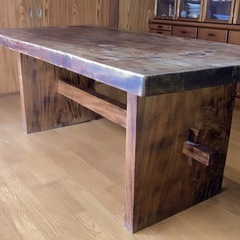【無料 12/27-31引き渡し】天然木テーブル の画像