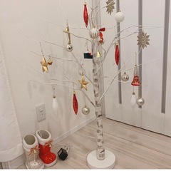 ニトリ　クリスマスツリー　北欧風　白樺の画像