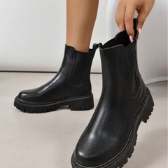 ショートブーツの画像