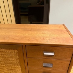 美品のレア商品です！【unicoウニコ】WICK(ウィック) キャビネット W800の画像