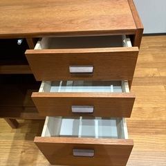 美品のレア商品です！【unicoウニコ】WICK(ウィック) キャビネット W800の画像