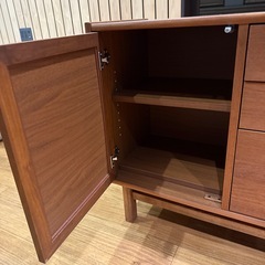 美品のレア商品です！【unicoウニコ】WICK(ウィック) キャビネット W800の画像