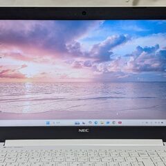 🍁NEC🌟Lavie🌟NS300KAW🌟高性能白🌟SSD🌟WIN11🌟Office2021の画像